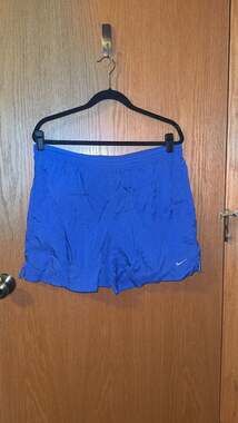 Vintage Nike Nylon Athletic Shorts Blue Size L (12-14)